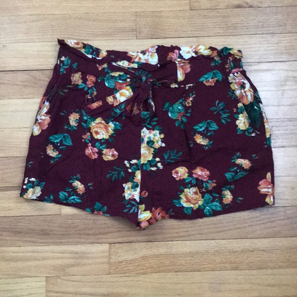 NWOT Forever 21 Floral Shorts